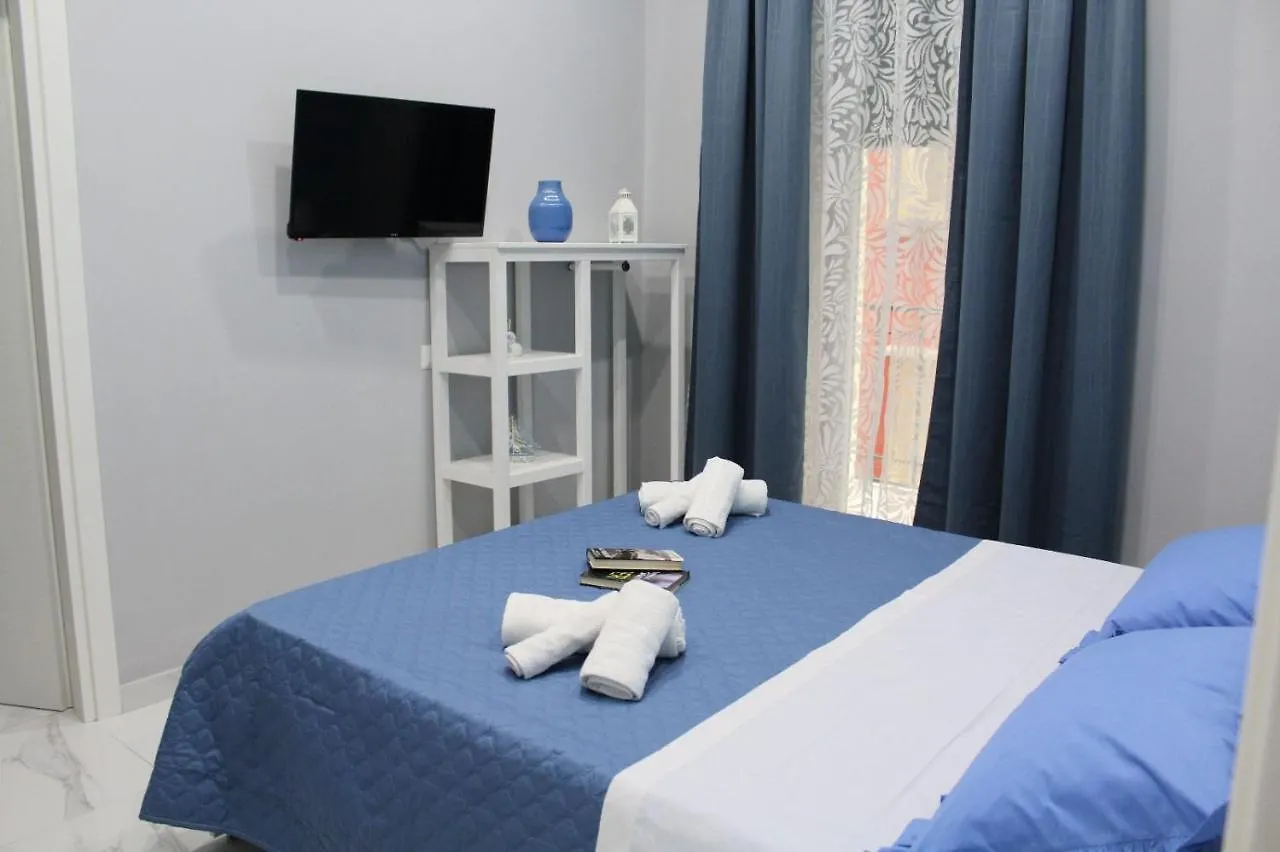 Bed & Breakfast Bed and Breakfast Neve Al Sole Napoli Italia